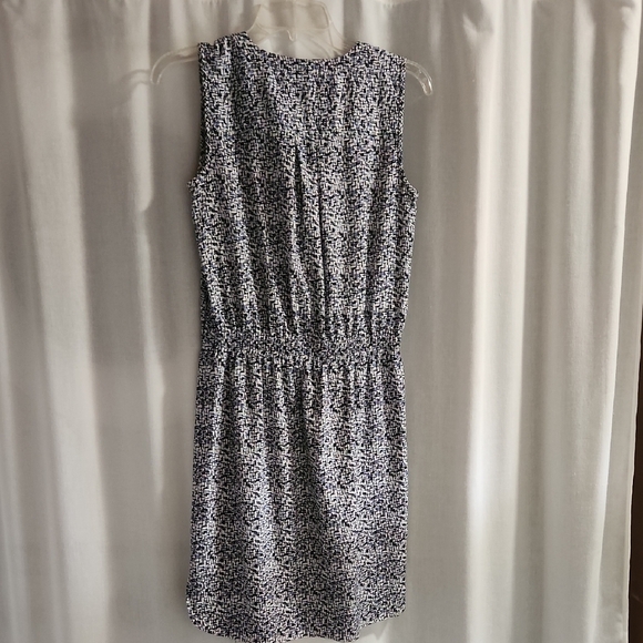 Ann Taylor Black and White Patterned Midi Dress - Picture 4 of 4